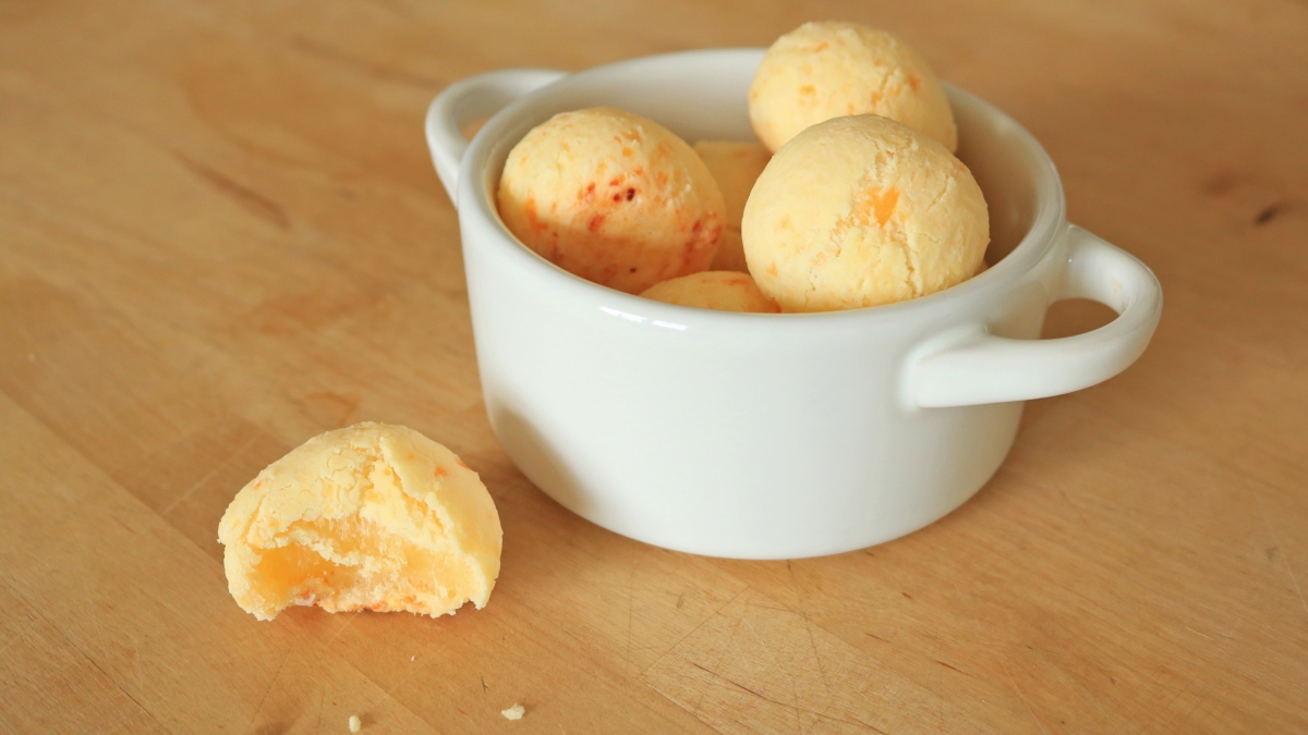 I Can’t Stop Making This Brazilian Cheesy Bread